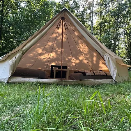 Luxusní stan Glamping Stodola Tent Ściegny